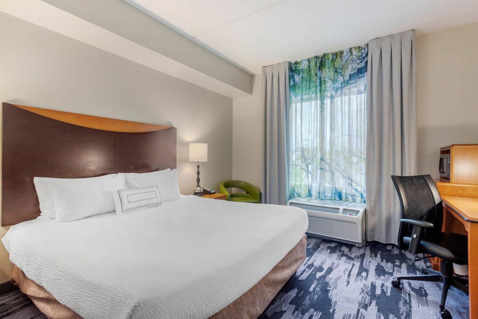 Fairfield Inn & Suites By Marriott Houston Конро Екстериор снимка