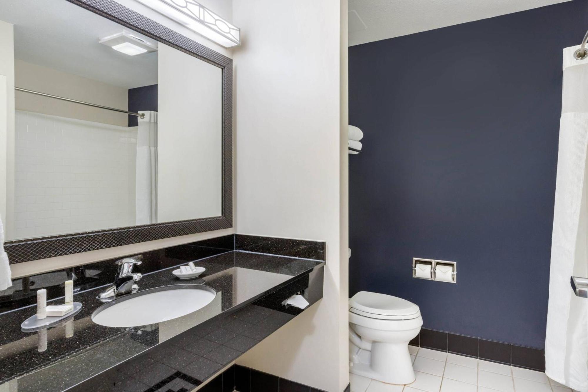 Fairfield Inn & Suites By Marriott Houston Конро Екстериор снимка