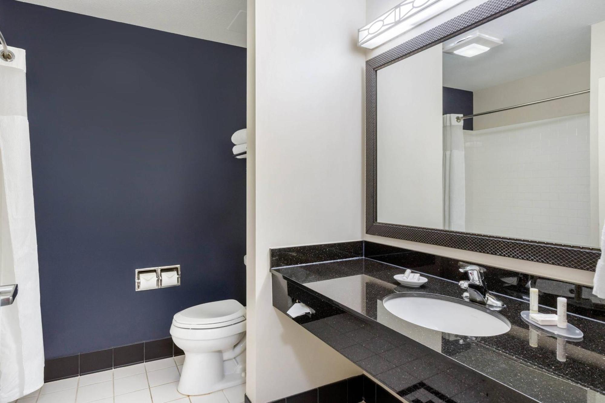 Fairfield Inn & Suites By Marriott Houston Конро Екстериор снимка