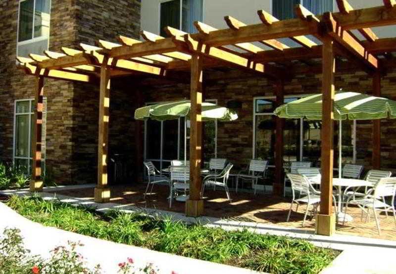 Fairfield Inn & Suites By Marriott Houston Конро Ресторант снимка